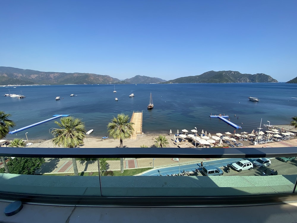 B&B Yüzbasi Beach Rezervasyon