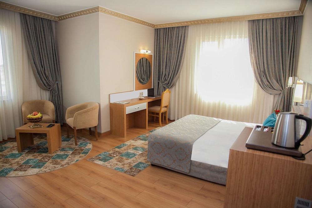 Met Gold Hotel Rezervasyon