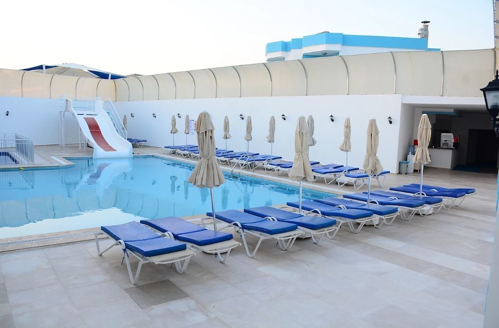 Costa Carina Resort Rezervasyon