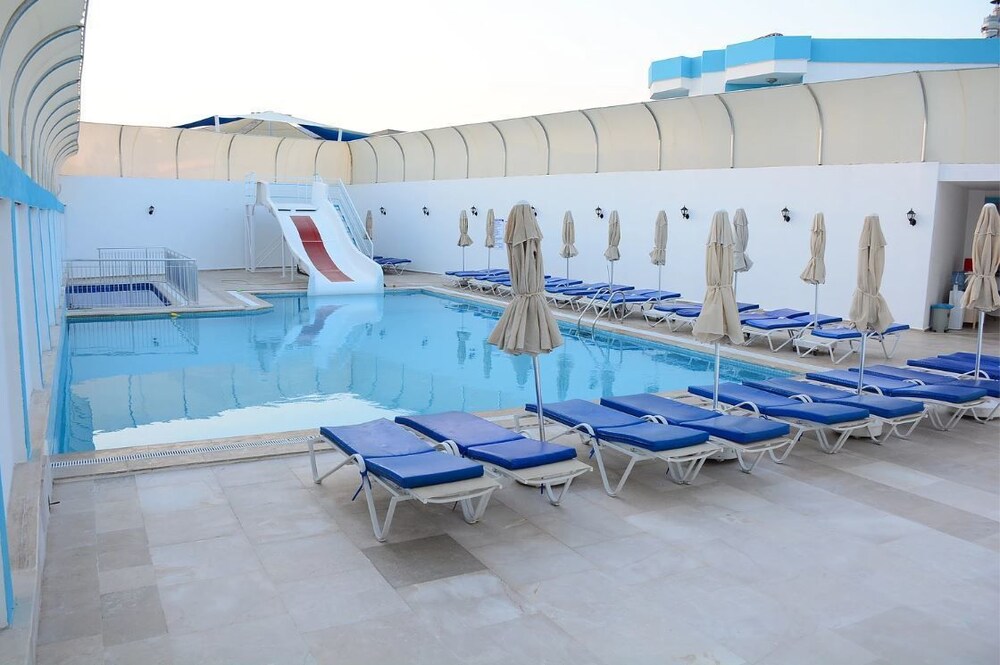 Costa Carina Resort Rezervasyon