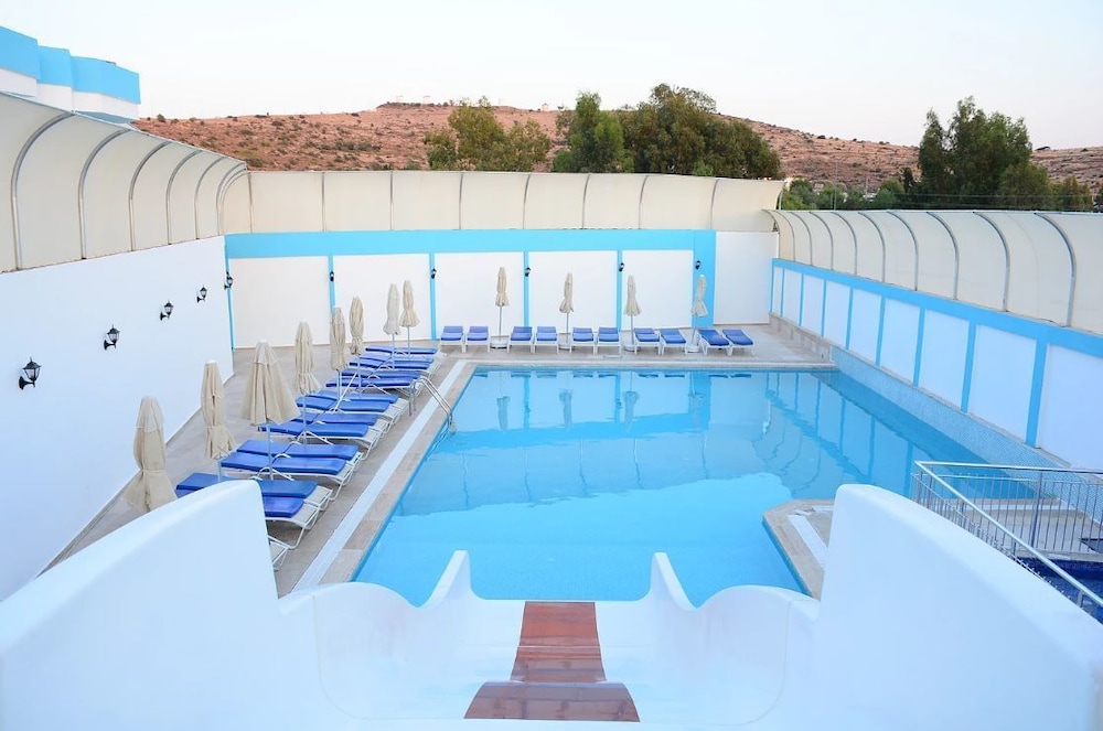 Costa Carina Resort Rezervasyon