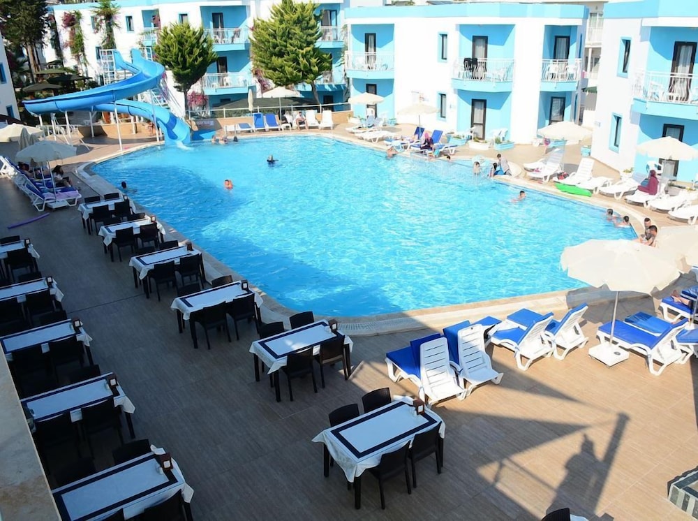 Costa Carina Resort Rezervasyon