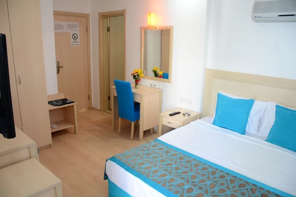 Costa Carina Resort Rezervasyon