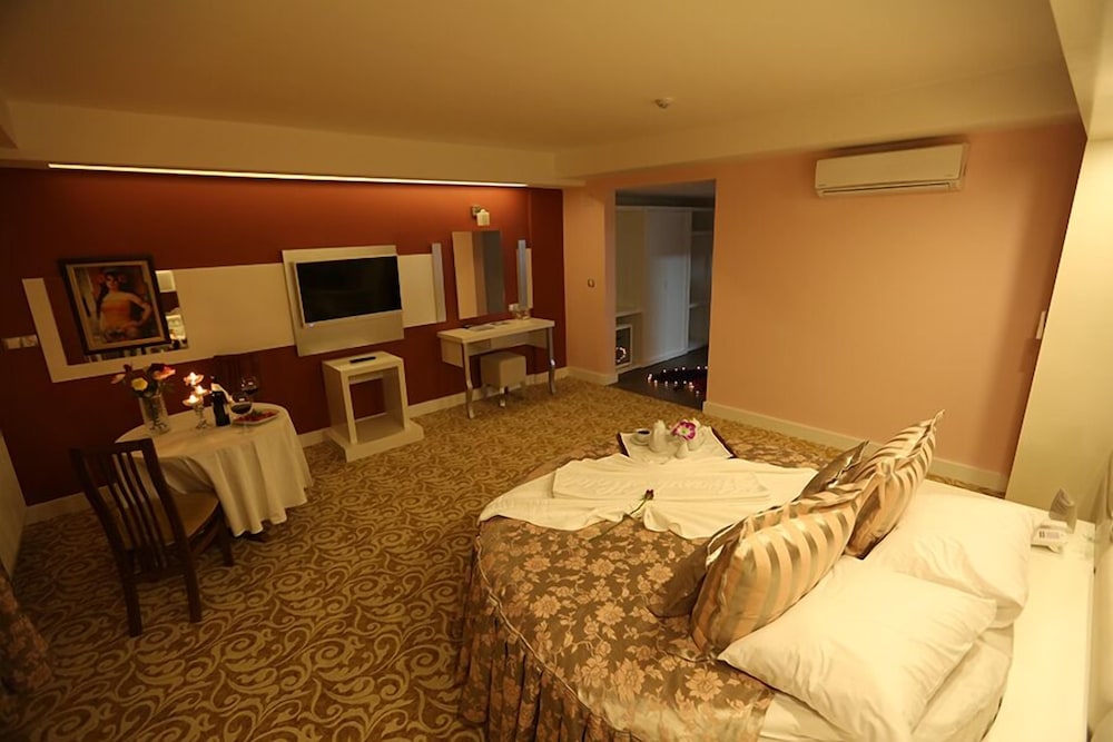 Grand Nigde Rezervasyon