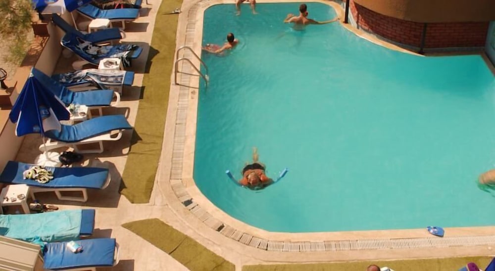 Saffron Apartments Rezervasyon