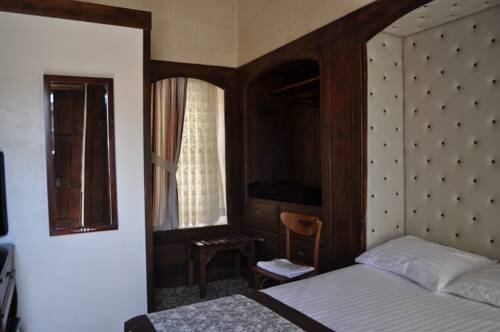 Hıdıroğlu Konak Rezervasyon