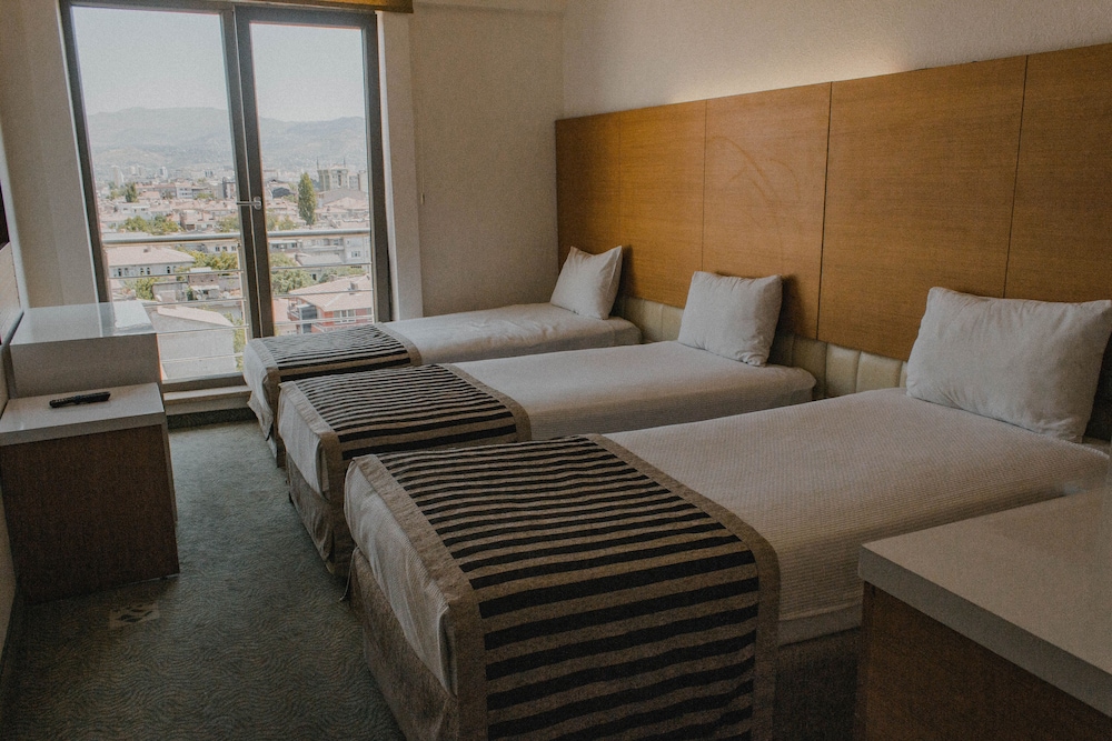 Nüzhet Otel Rezervasyon