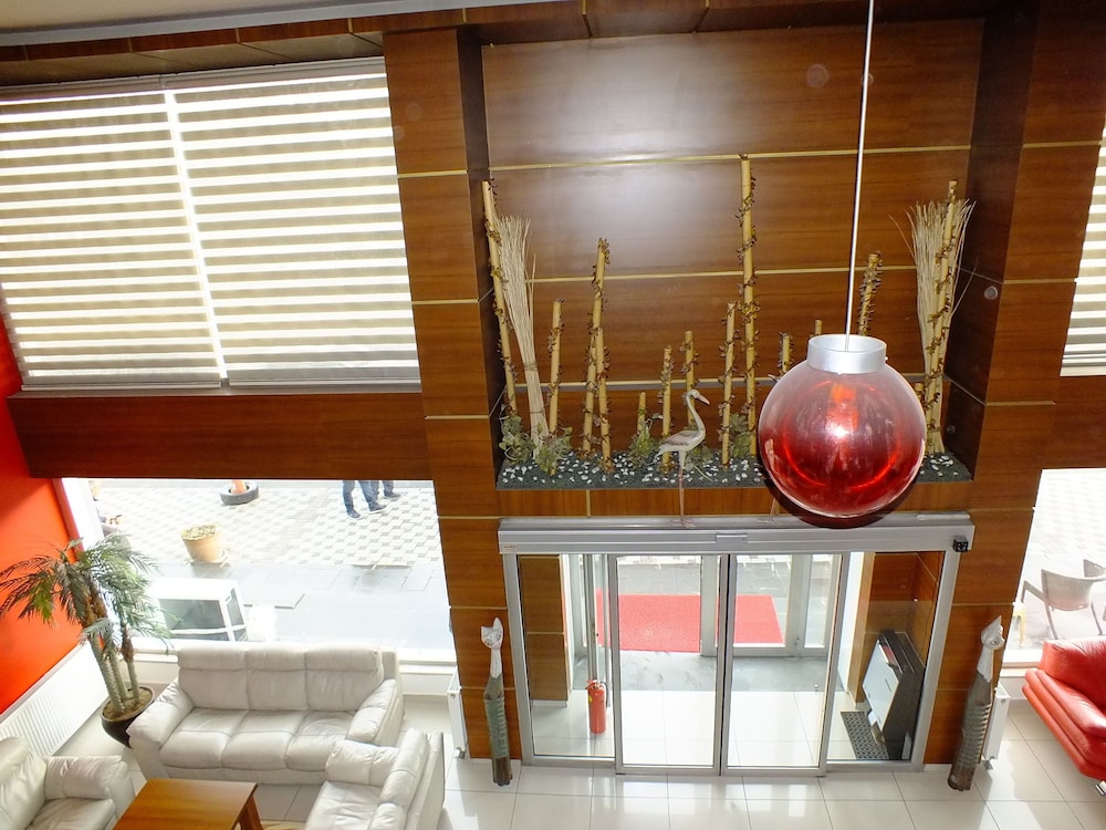 Lifos Hotel Rezervasyon