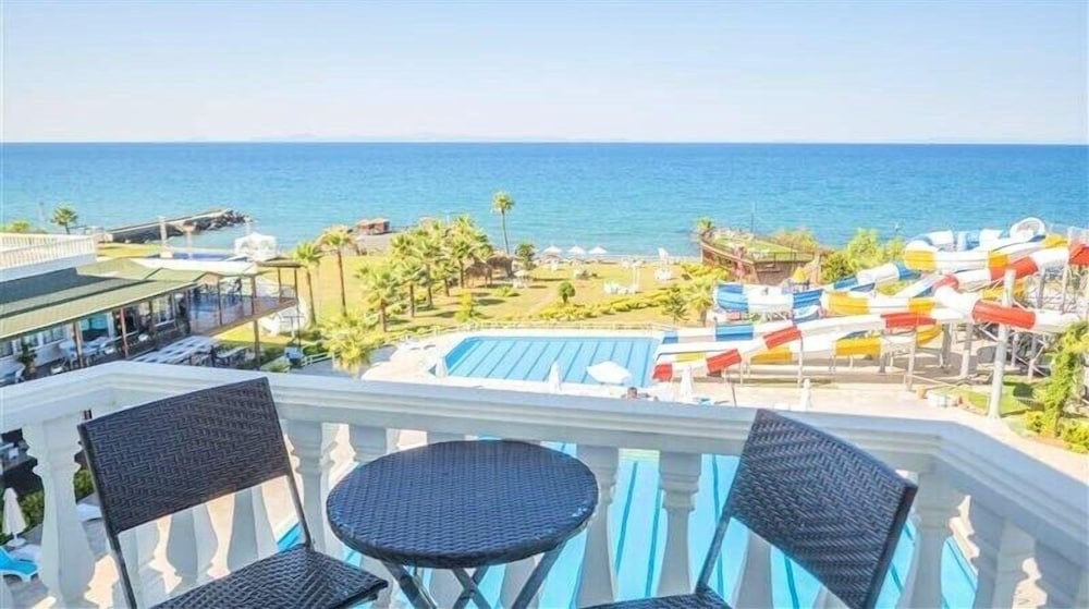 Issos Otel Rezervasyon