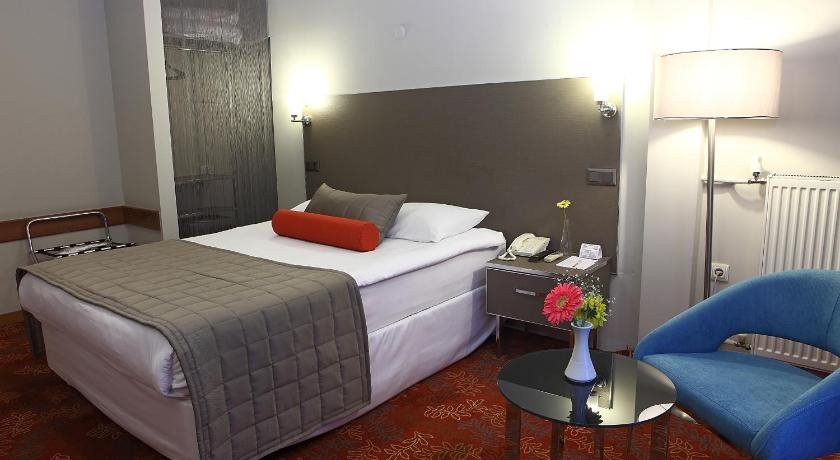 Arma Hotel Rezervasyon