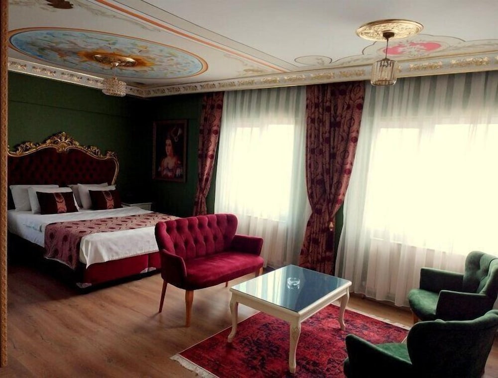 Anibal Hotel Rezervasyon