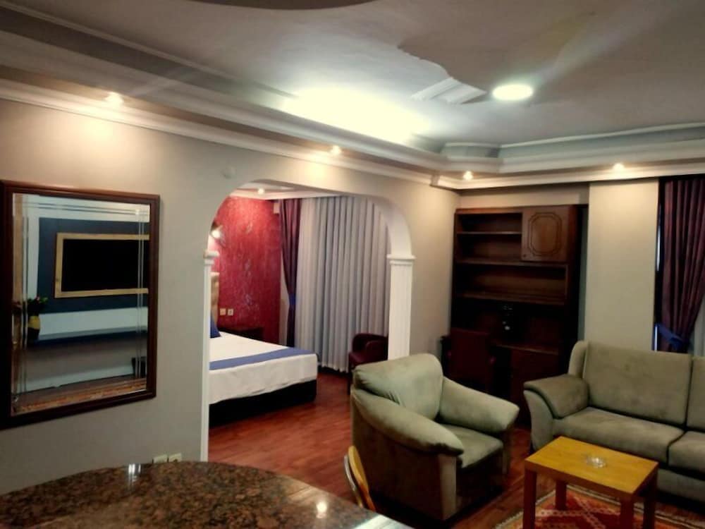 Anibal Hotel Rezervasyon