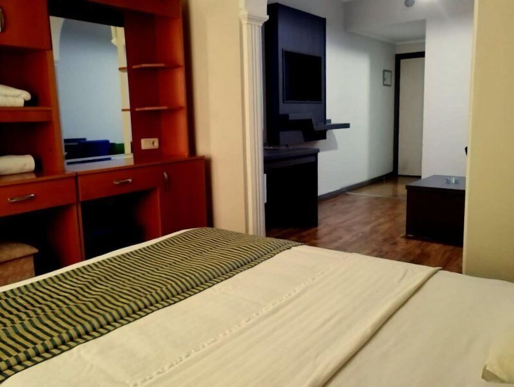 Anibal Hotel Rezervasyon