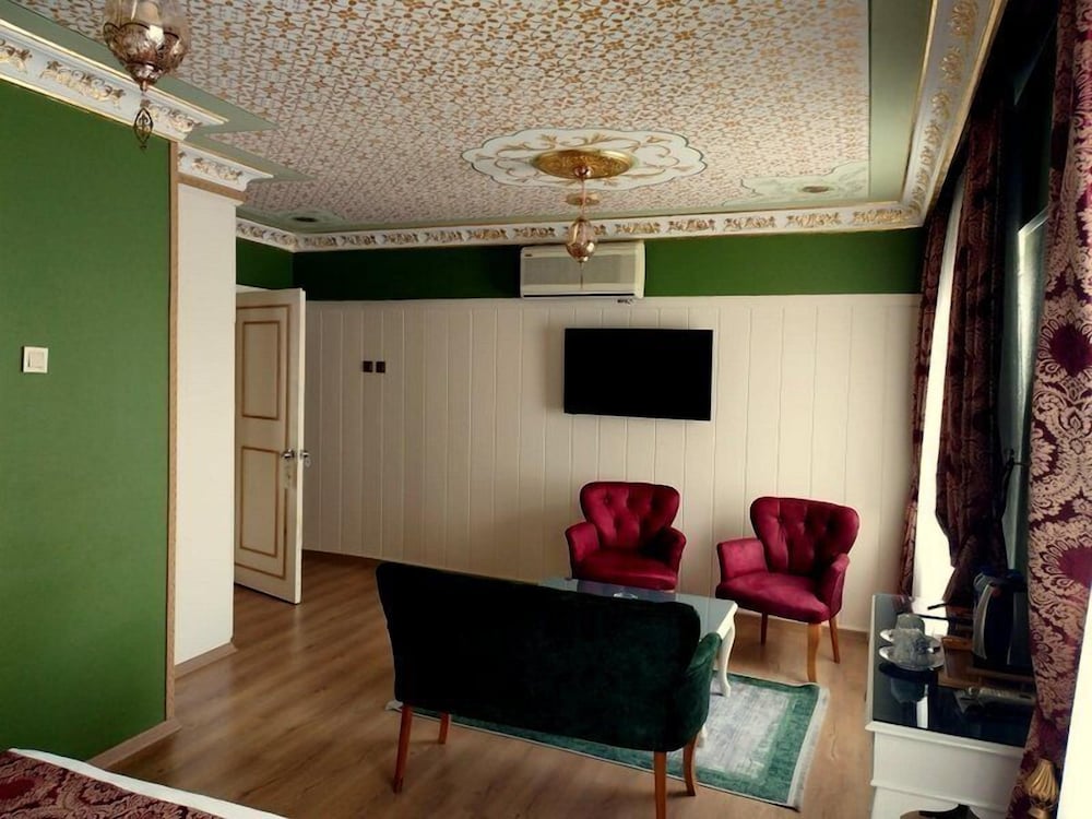 Anibal Hotel Rezervasyon