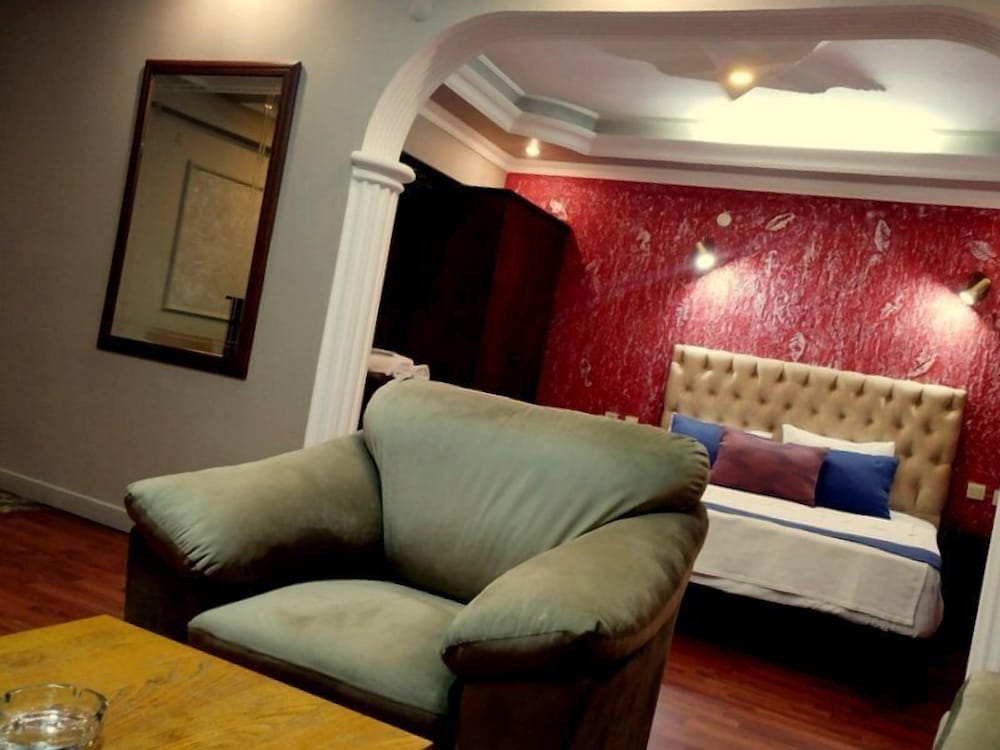 Anibal Hotel Rezervasyon