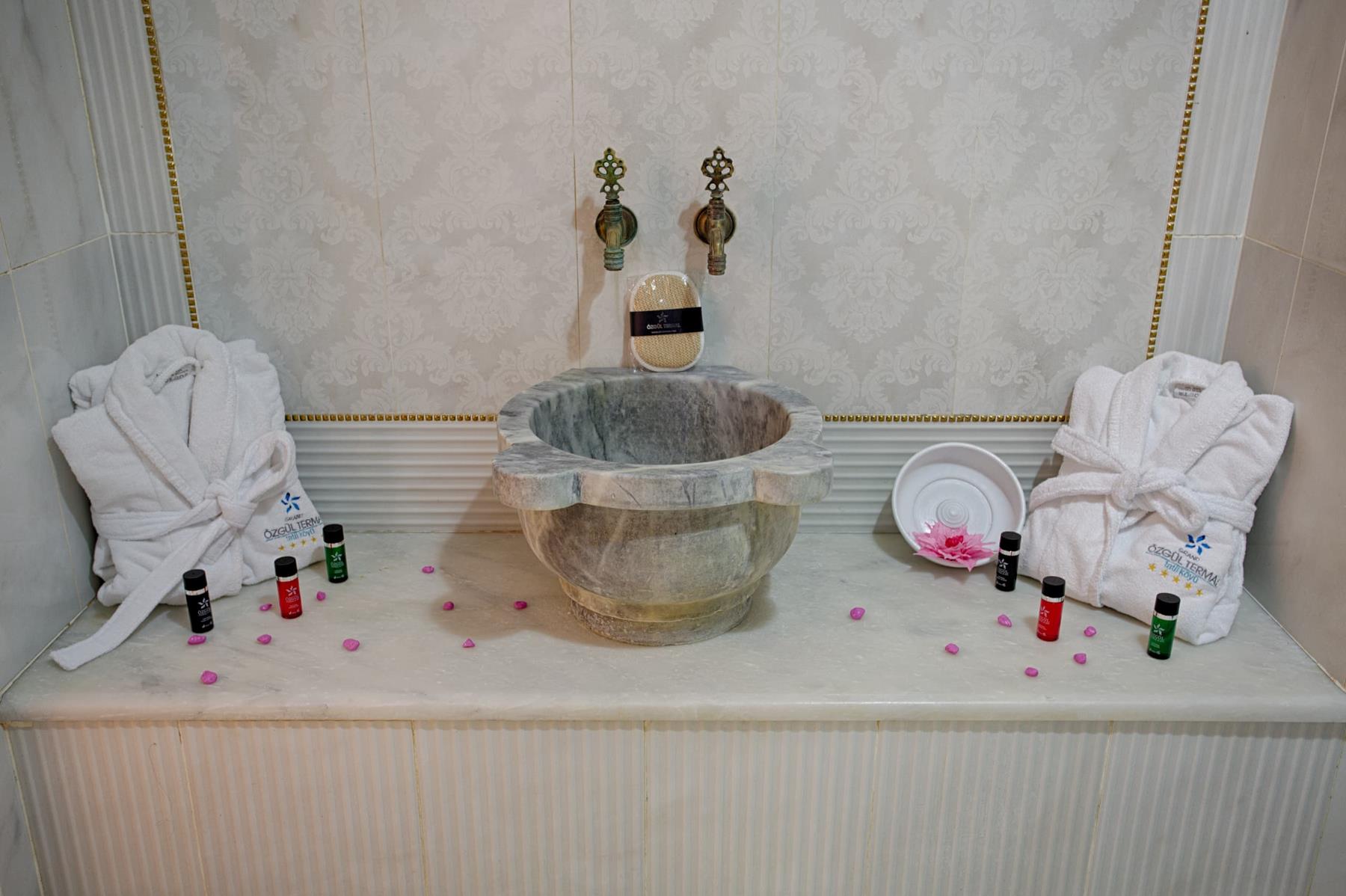 Grand Özgül Thermal Holiday Village Rezervasyon