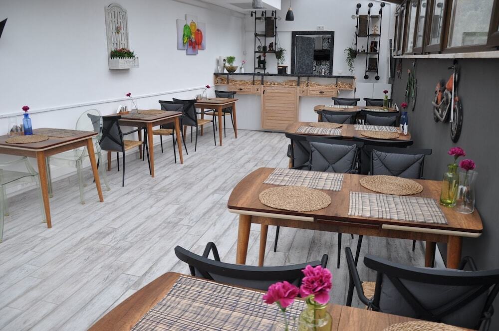 Atroa Butik Otel Rezervasyon