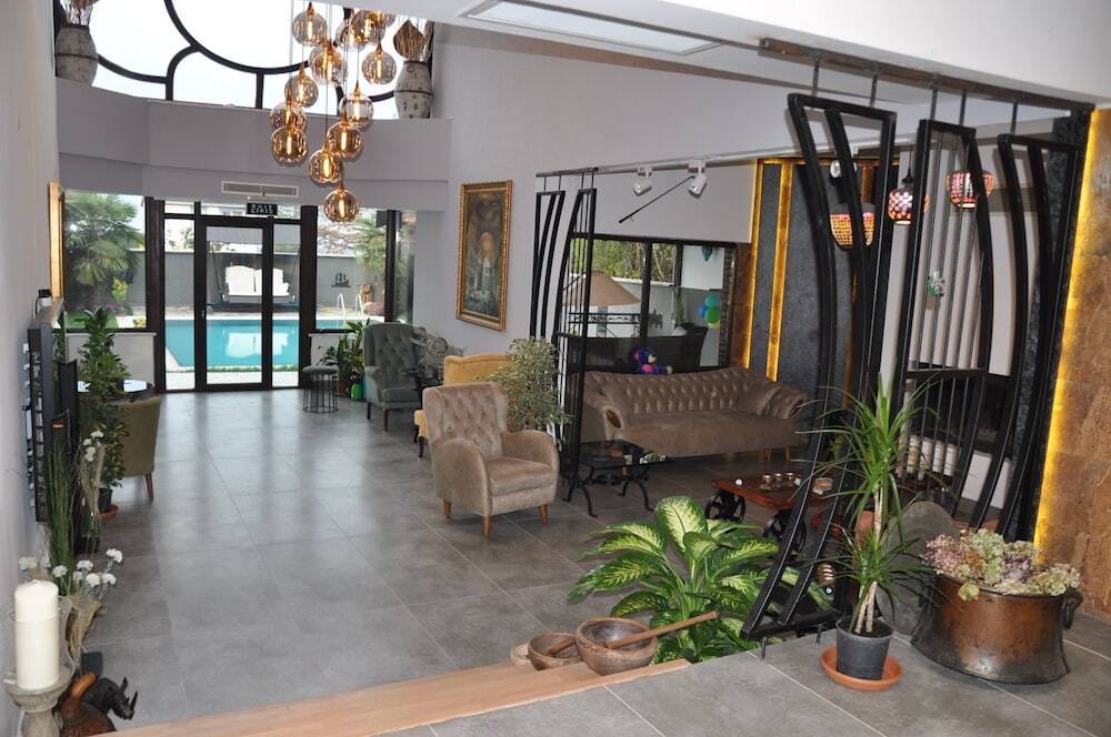 Atroa Butik Otel Rezervasyon