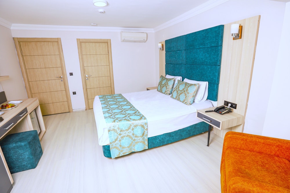 Mare Blu Hotel Rezervasyon