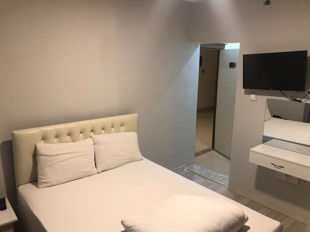 Petek Hotel Rezervasyon