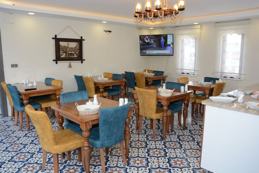 Ada Hotel Rezervasyon