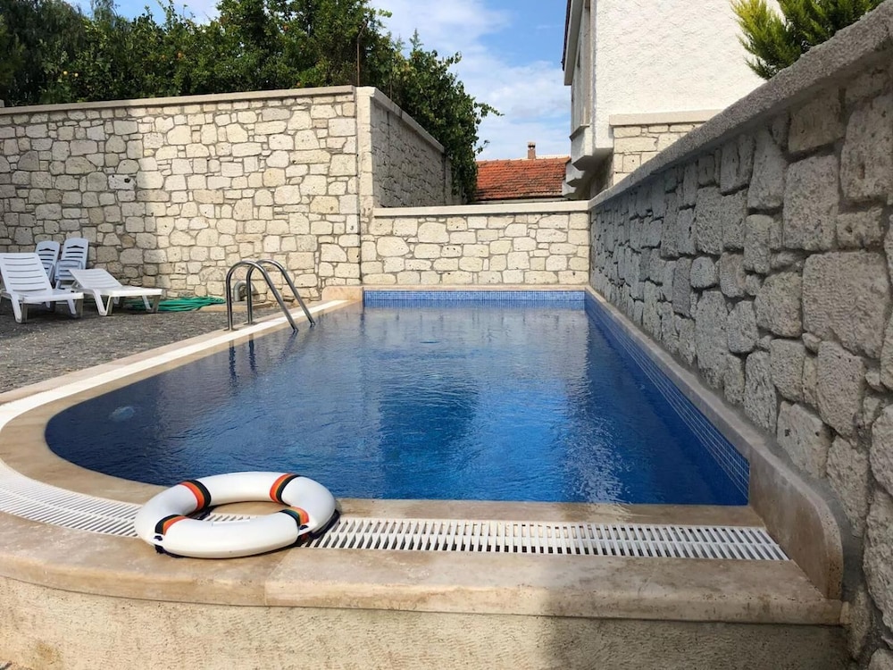 F&G Butik Hotel Rezervasyon