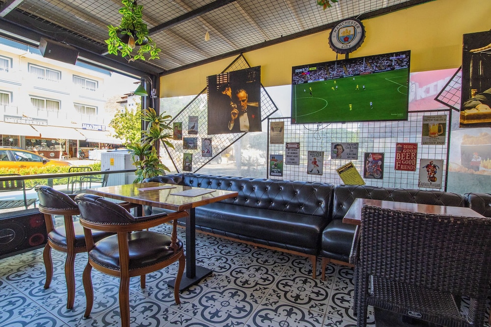 Emilia Hotel Rezervasyon