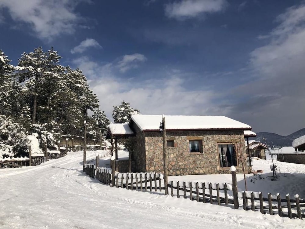 Çameli Taş Konaklar Rezervasyon