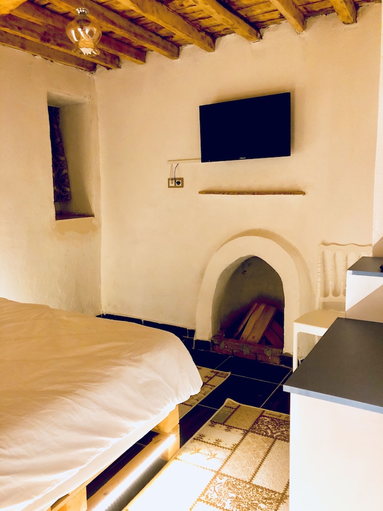 Aliya Garden Köy Evi ve Lezzetleri Rezervasyon