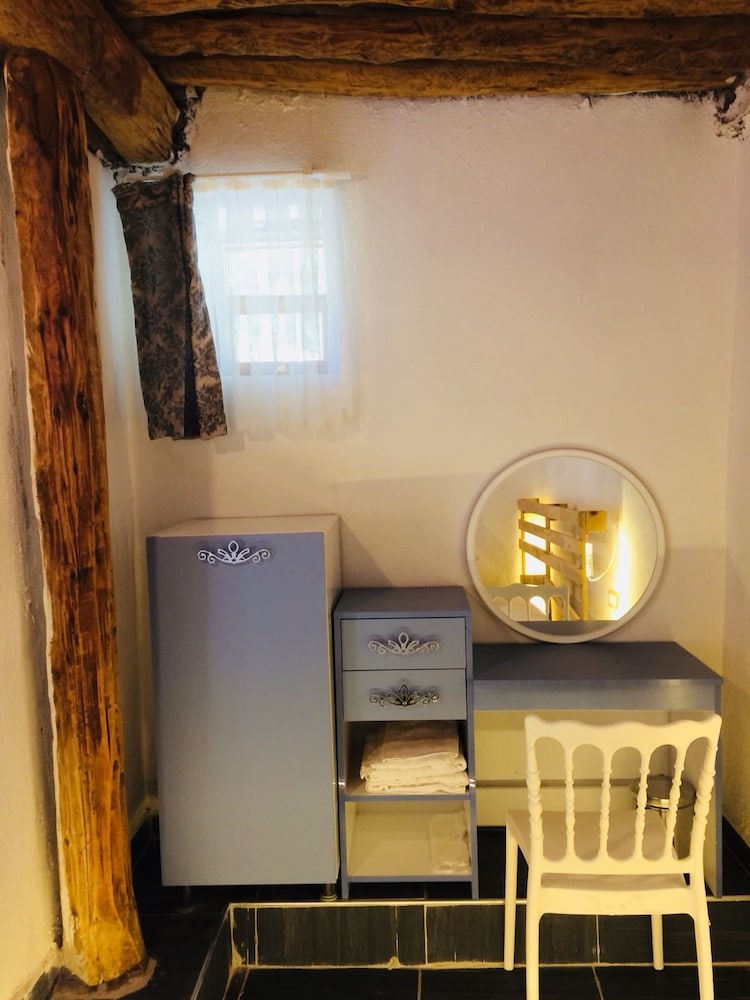 Aliya Garden Köy Evi ve Lezzetleri Rezervasyon