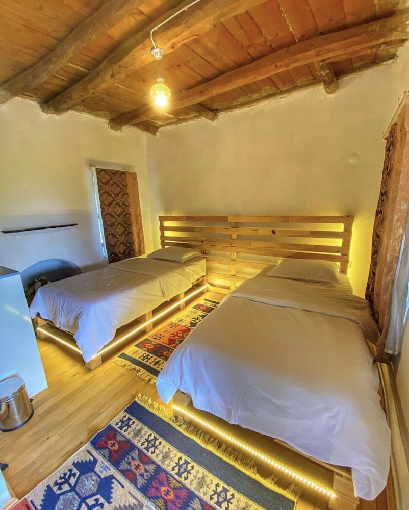 Aliya Garden Köy Evi ve Lezzetleri Rezervasyon