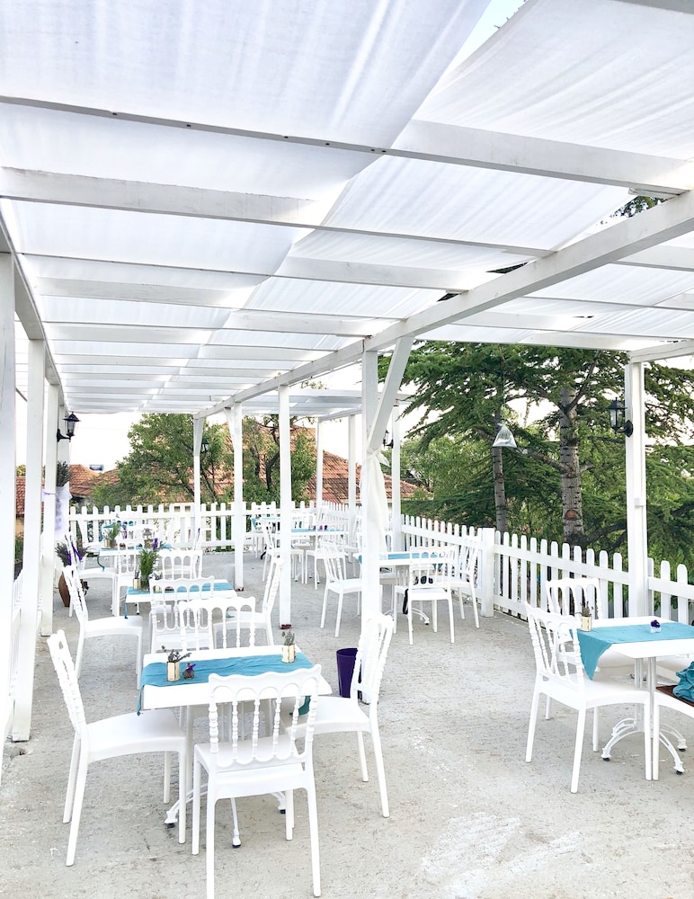 Aliya Garden Köy Evi ve Lezzetleri Rezervasyon