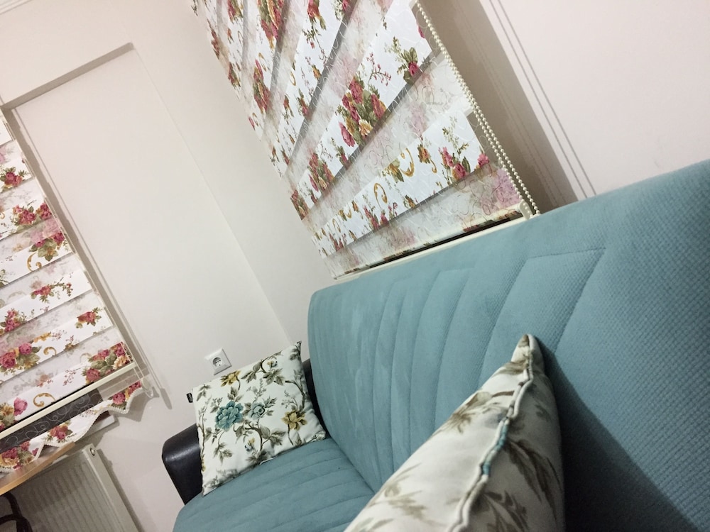 Derin Suit Apart 1 Rezervasyon