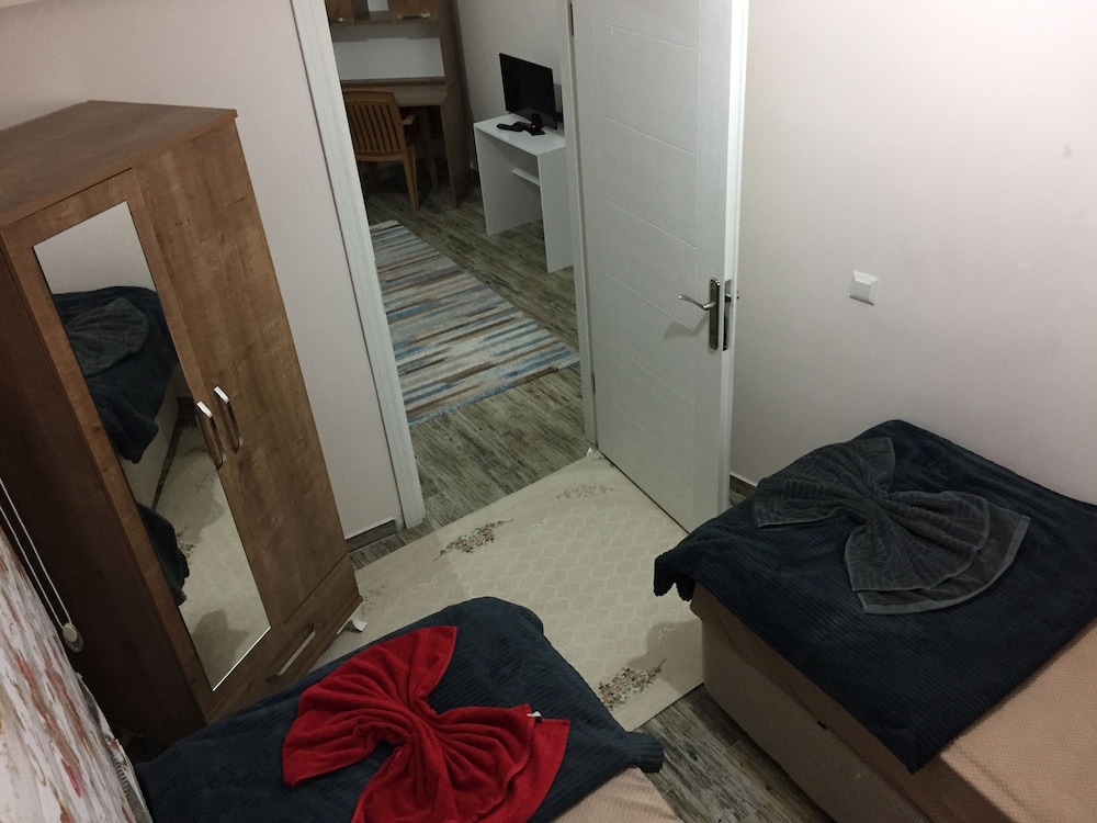 Derin Suit Apart 1 Rezervasyon