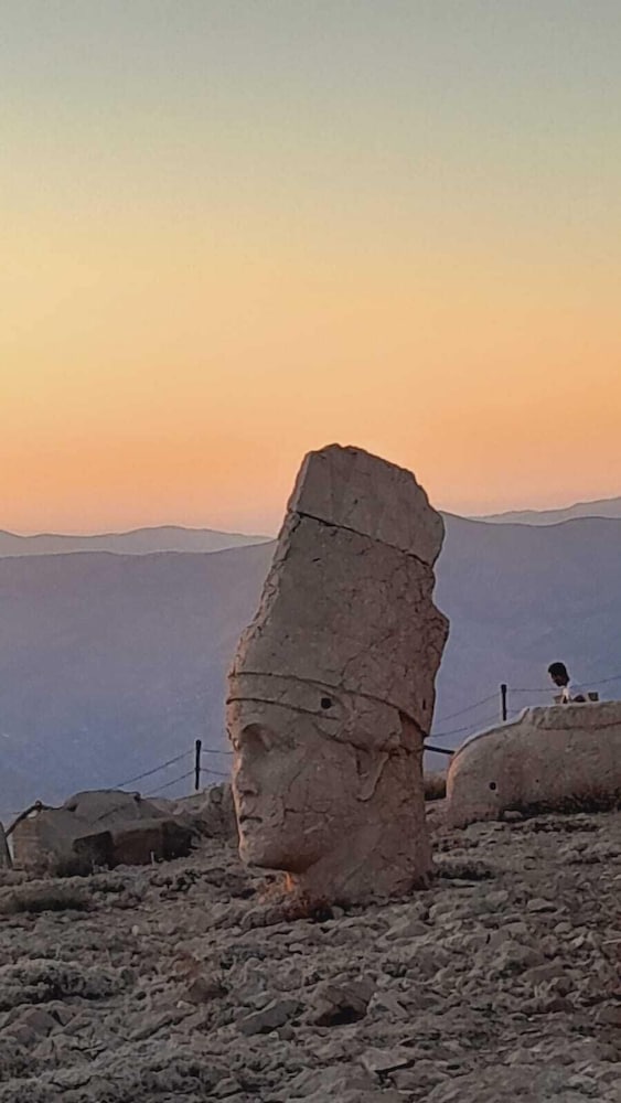 Gunes Motel Nemrut Rezervasyon