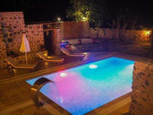Samatha Villa & Suites Rezervasyon