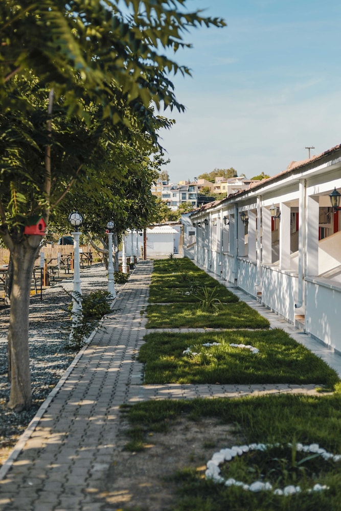 Mali Beach Apart Otel Rezervasyon