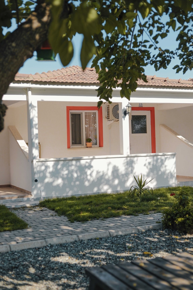 Mali Beach Apart Otel Rezervasyon