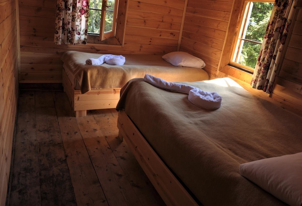 Tanevit Dag Evi Rezervasyon