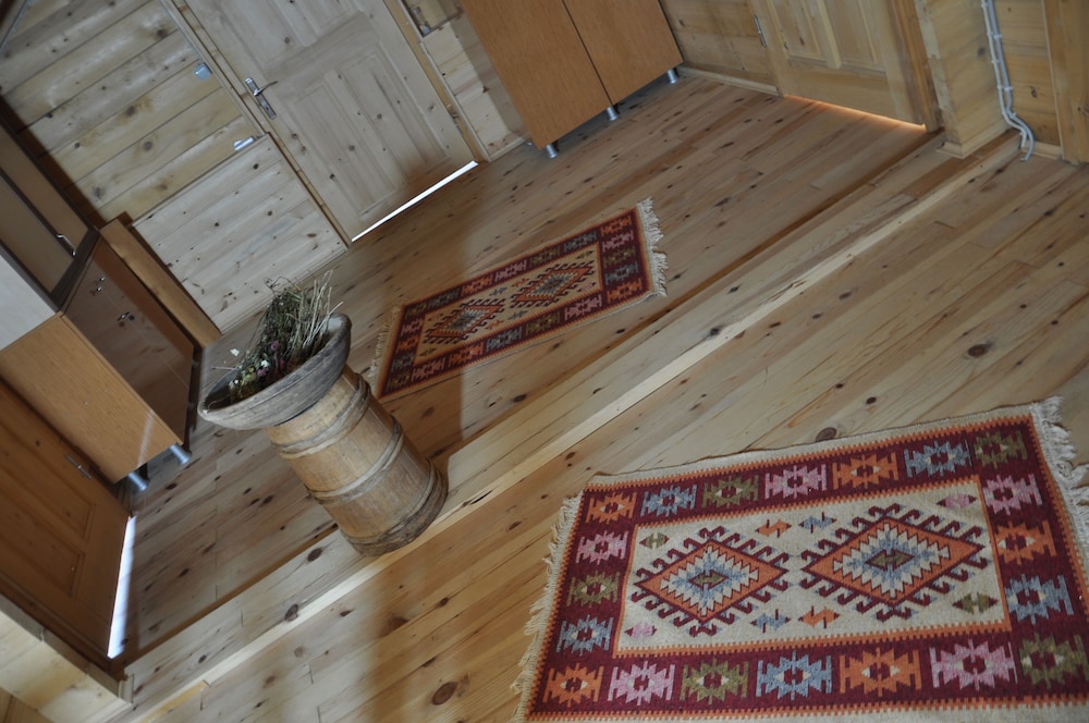 Tanevit Dag Evi Rezervasyon