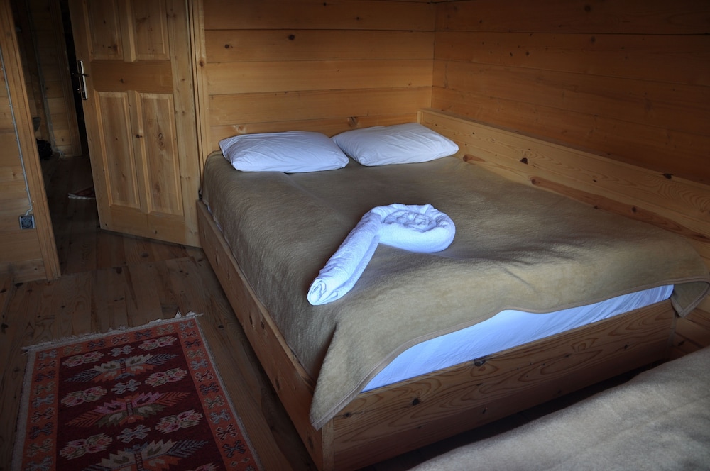 Tanevit Dag Evi Rezervasyon