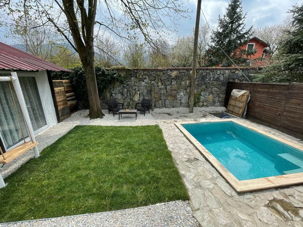 Tas Ev Butik Otel Sapanca Rezervasyon