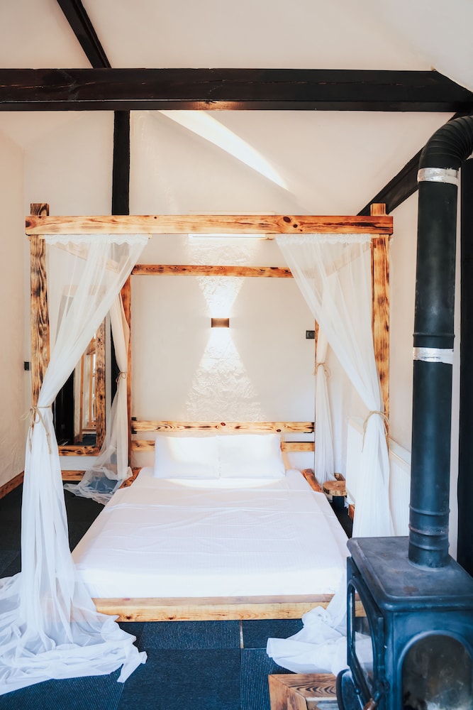 Tas Ev Butik Otel Sapanca Rezervasyon