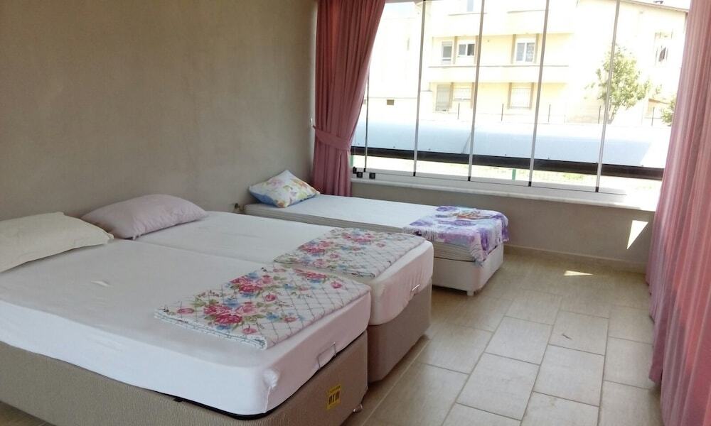 Yalcinkaya Pansiyon Rezervasyon