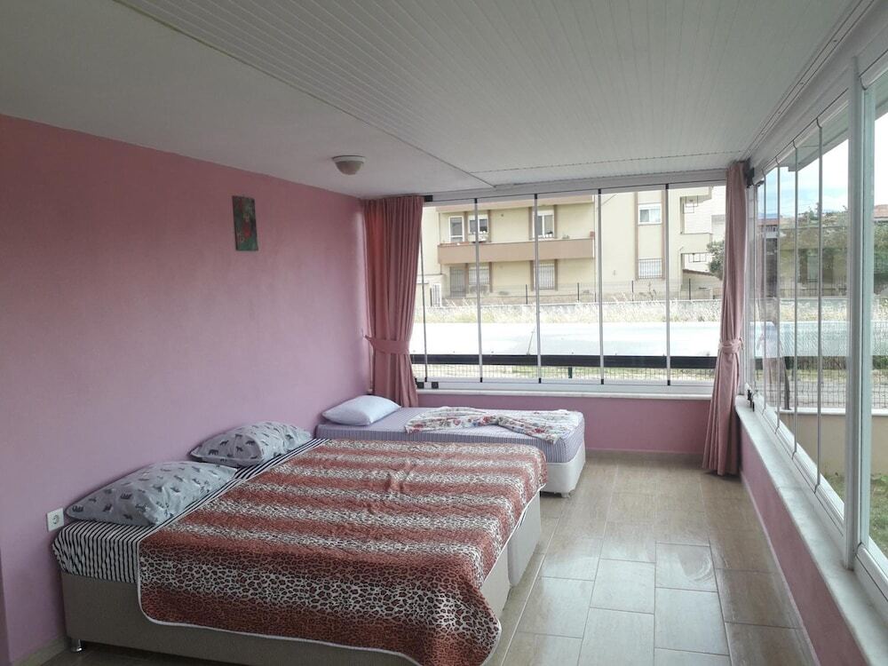 Yalcinkaya Pansiyon Rezervasyon
