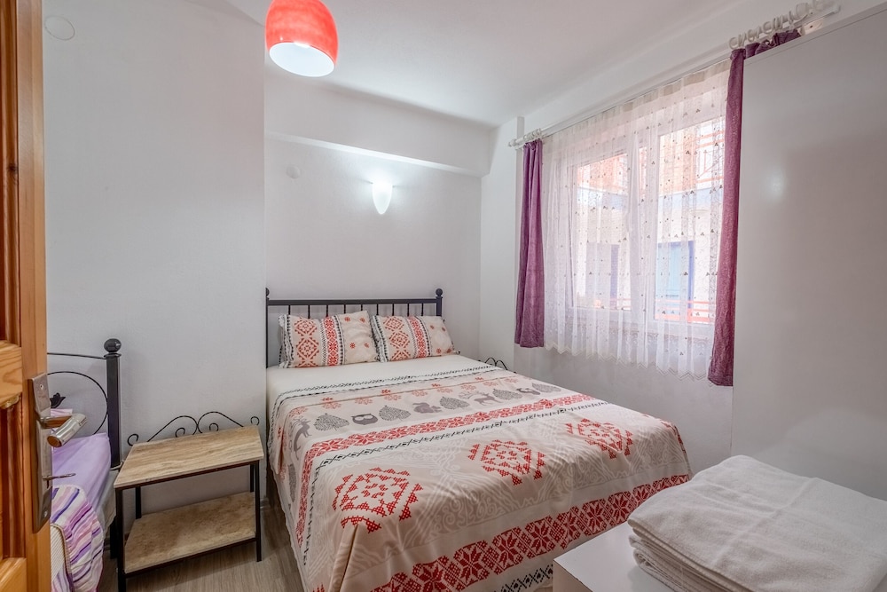 Şahika Konukevi Rezervasyon