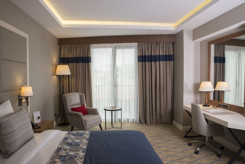 Ramada by Wyndham Sakarya Hendek Rezervasyon