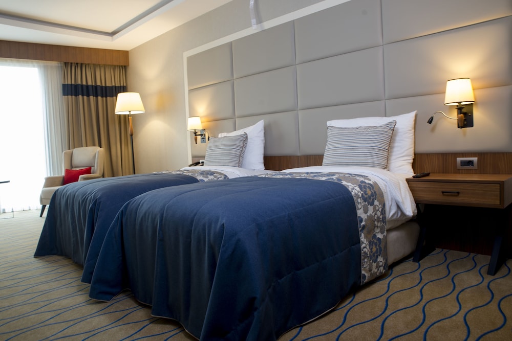 Ramada by Wyndham Sakarya Hendek Rezervasyon