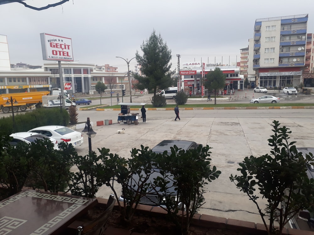 Buyuk Gecit Hotel Rezervasyon