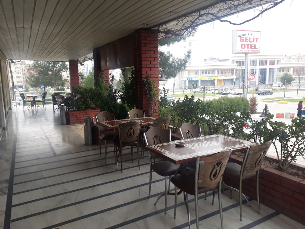 Buyuk Gecit Hotel Rezervasyon